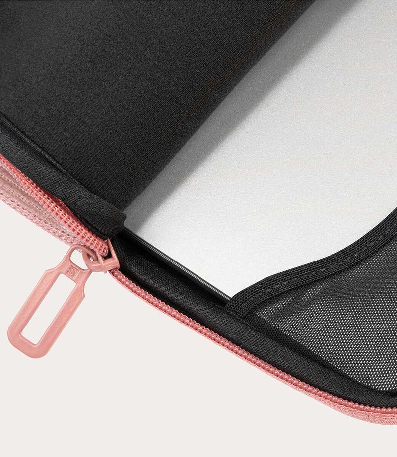 Tucano Velluto Sleeve for laptops up to 13in