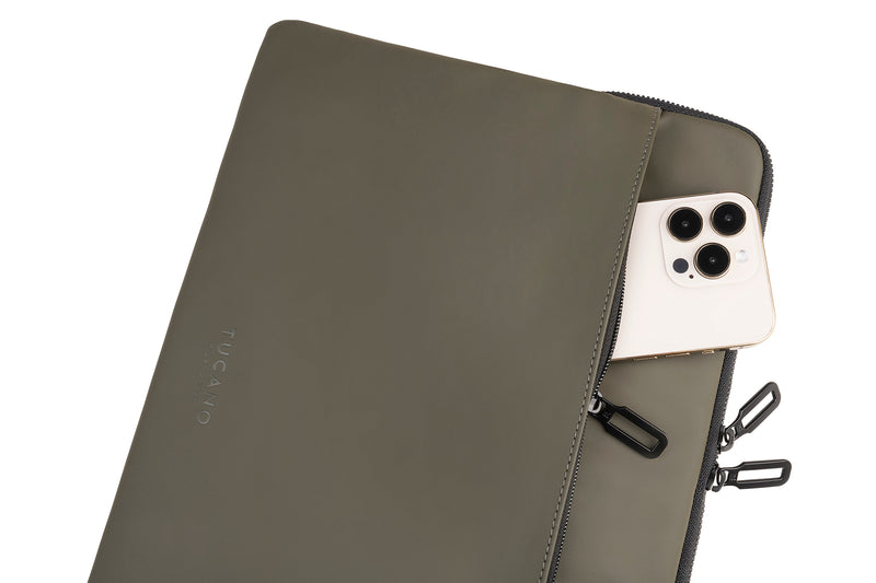 Tucano Gommo Sleeve for 13-14in laptops