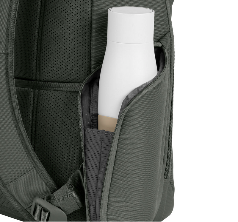 Incase A.R.C. Daypack